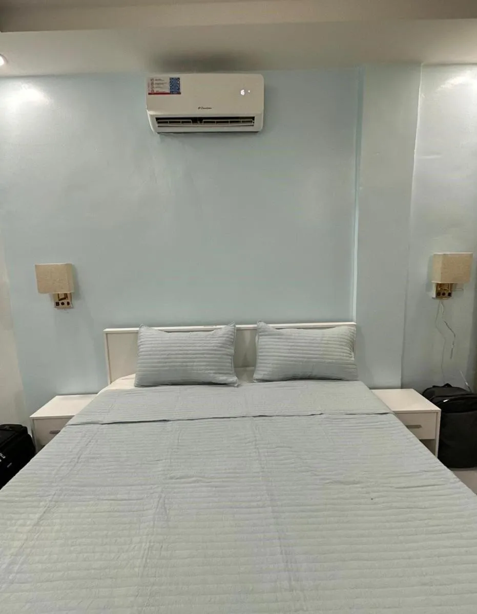 Image 3 of Les François Suites