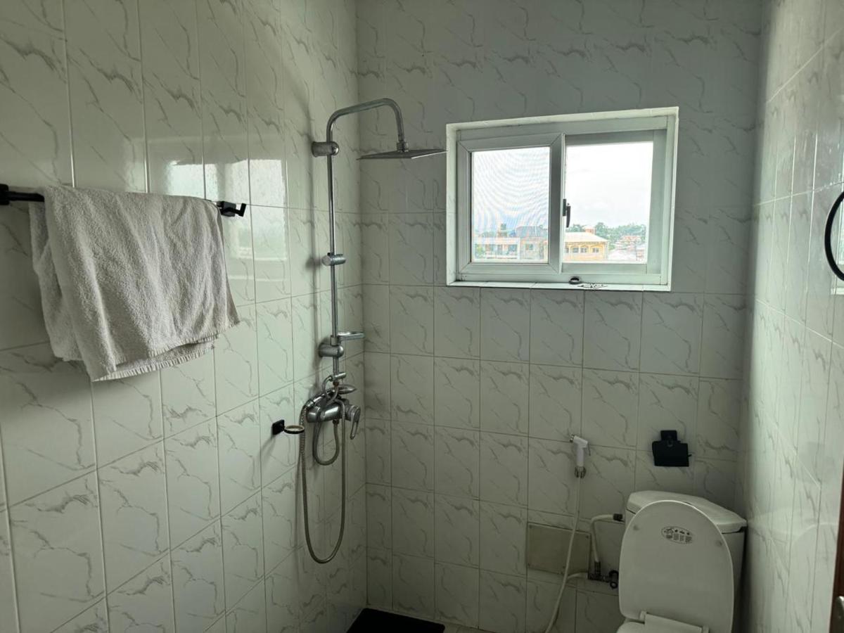 Image 2 of Appartement 1 chambre a Bacongo