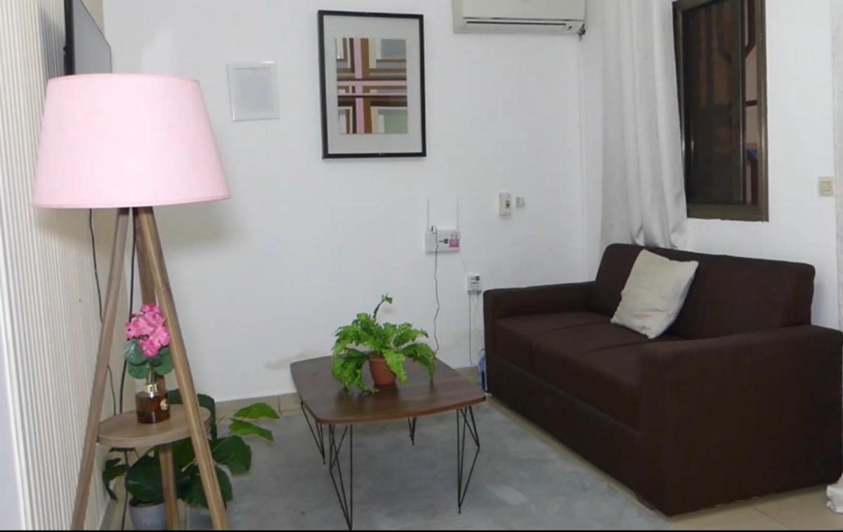 Image 2 of Appartement f3 centre-ville Brazzaville