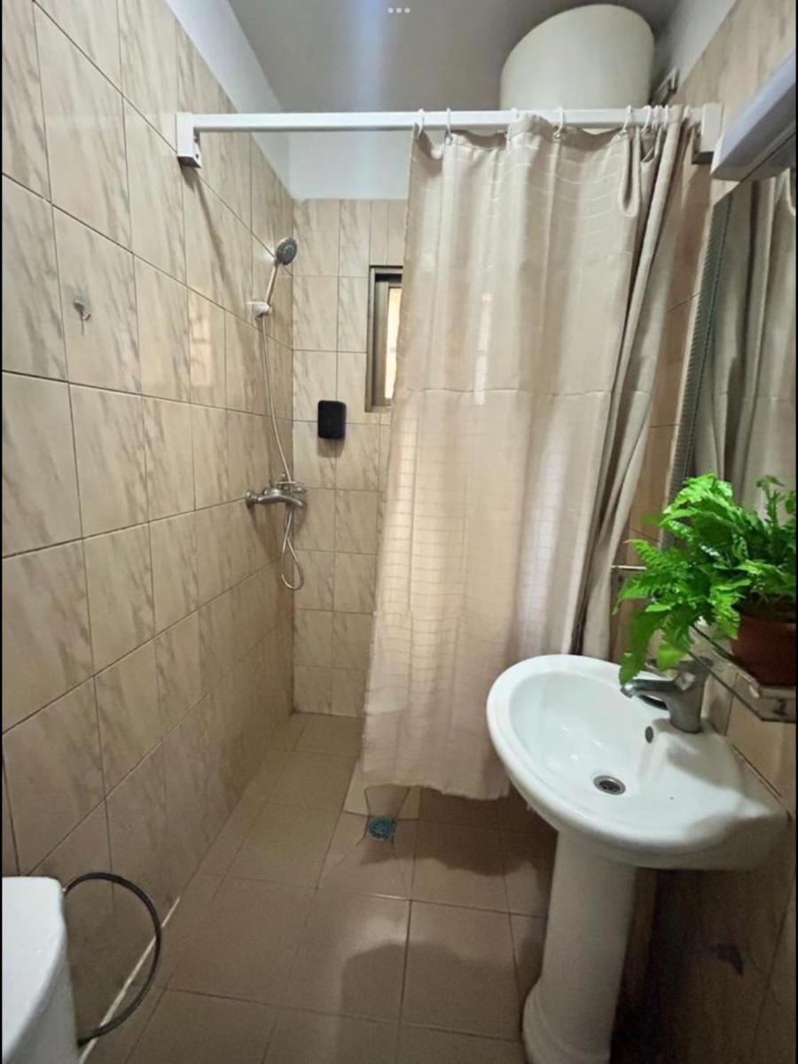 Image 3 of Appartement f3 centre-ville Brazzaville