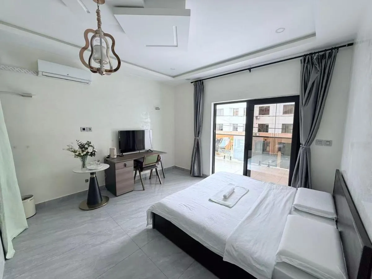 Image 6 of Easyhome