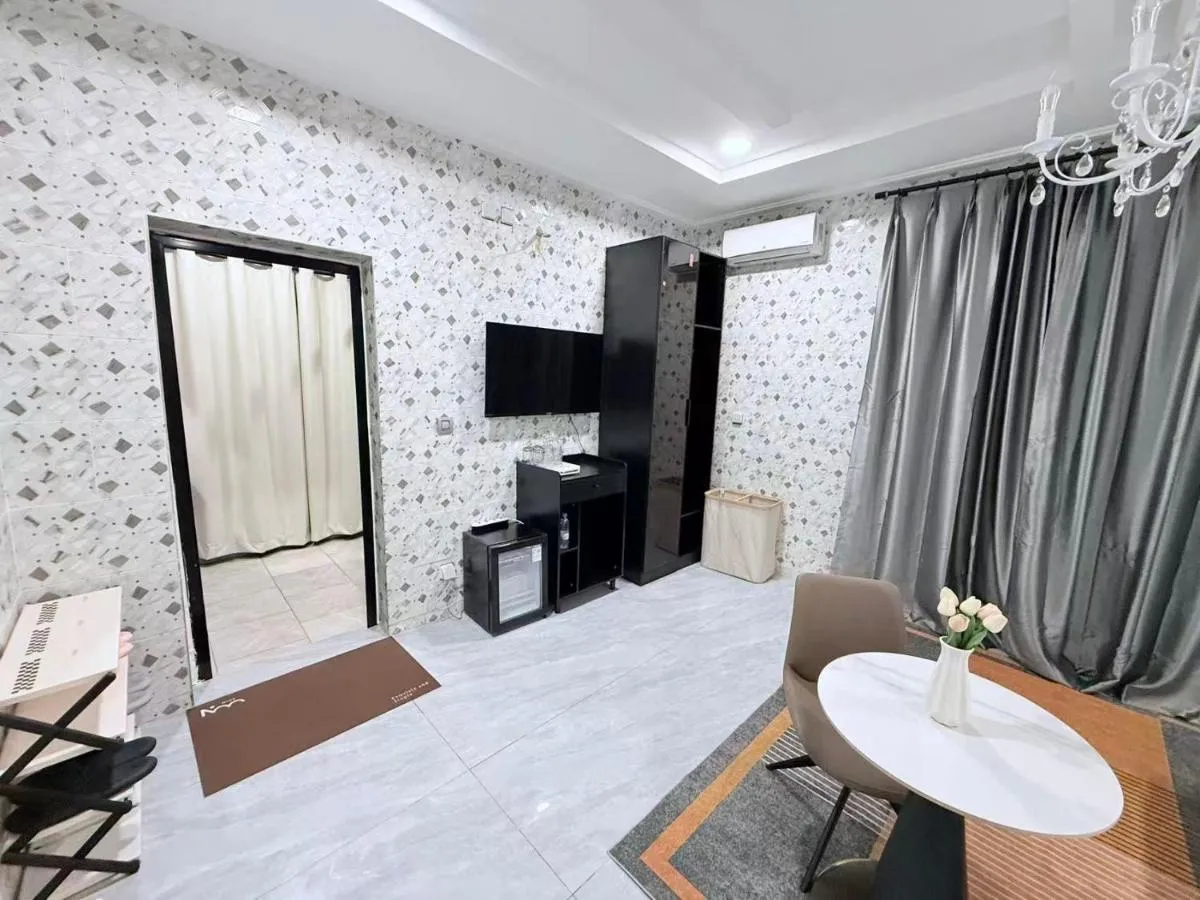 Image 4 of Easyhome