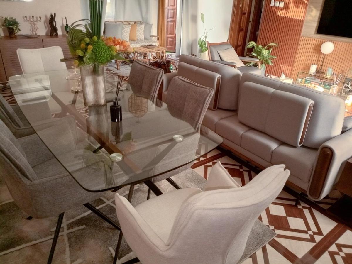 Image 4 of Furnished Downtown 2 Bedrooms