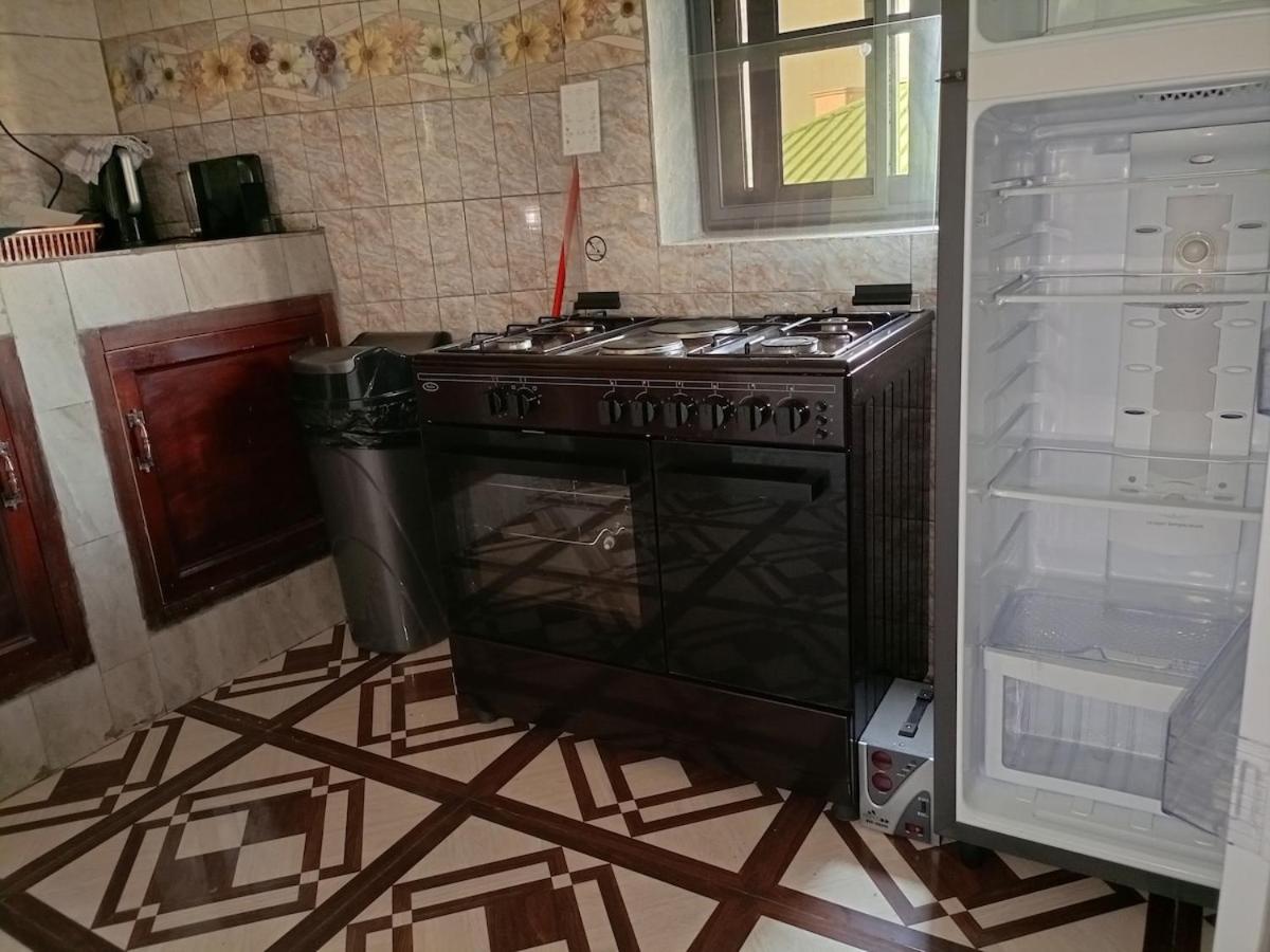 Image 3 of Furnished Downtown 2 Bedrooms