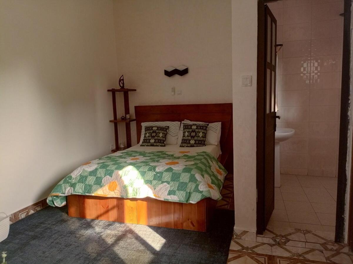 Image 6 of Furnished Downtown 2 Bedrooms