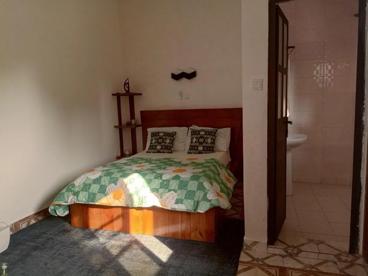 Image 6 of Furnished Downtown 2 Bedrooms