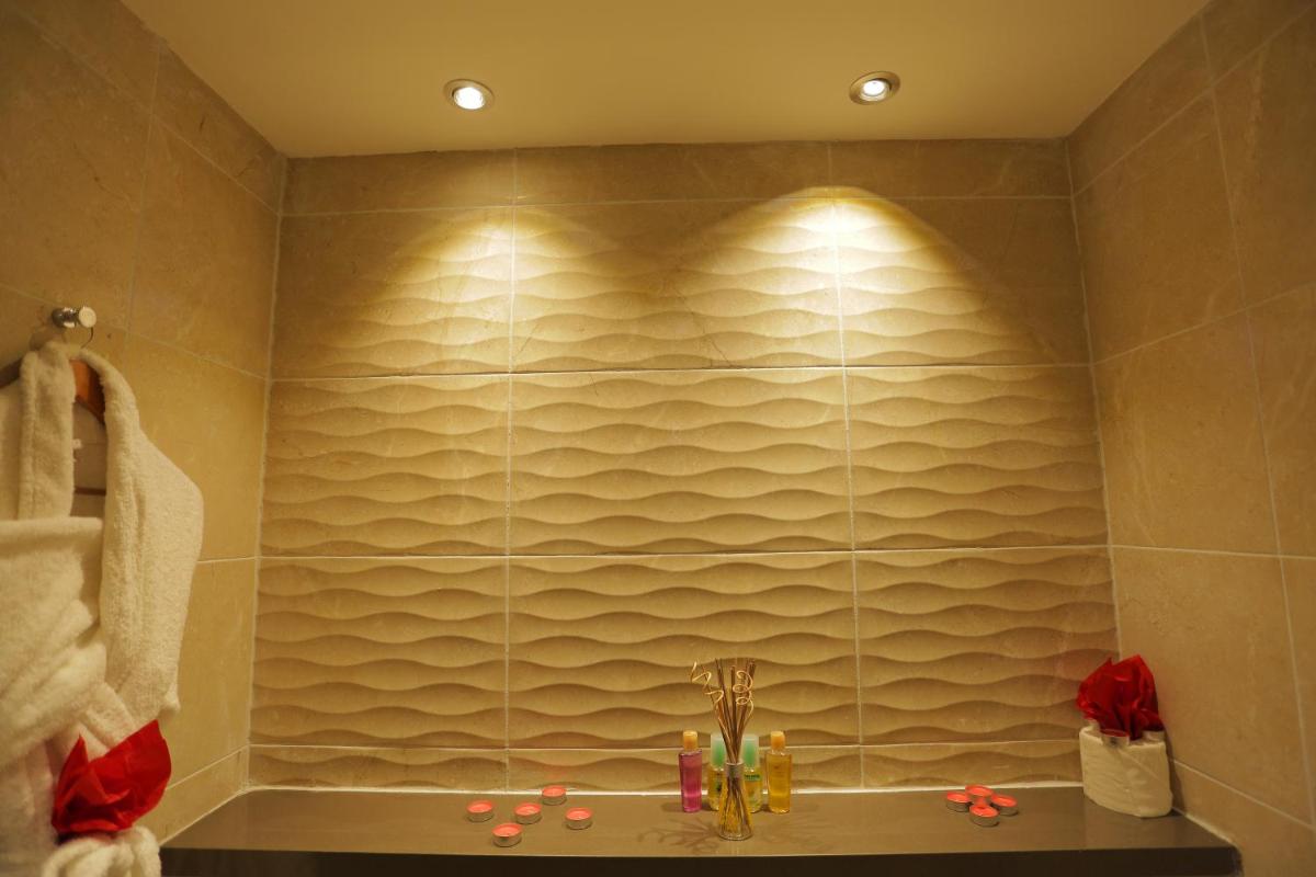 Image 2 of GHS Hotel