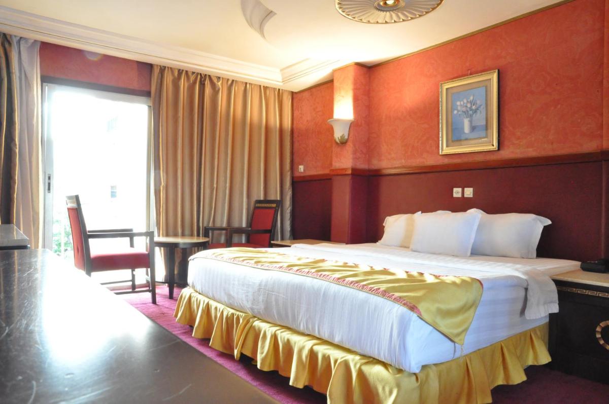 Image 1 of Hôtel Saphir