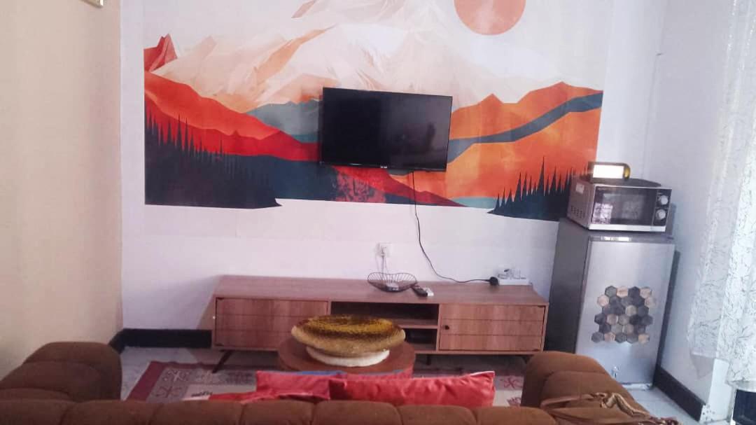 Image 2 of LM Home logement avec panneaux solaires