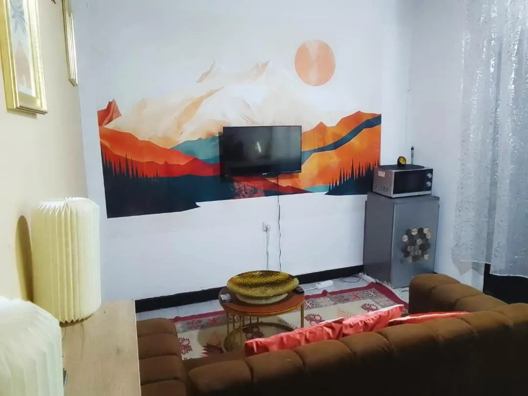 Image 4 of LM Home logement avec panneaux solaires