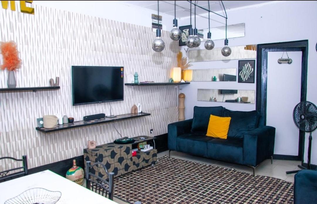 Image 4 of LM Home your haven with solar panels