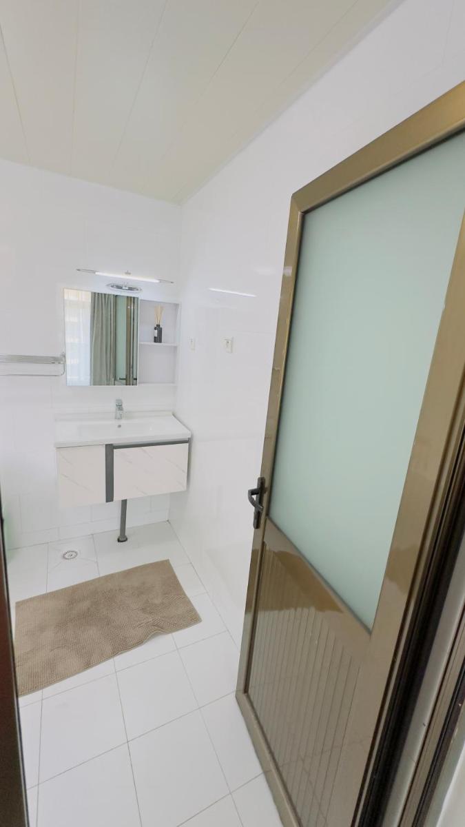 Image 2 of Lilas appartement