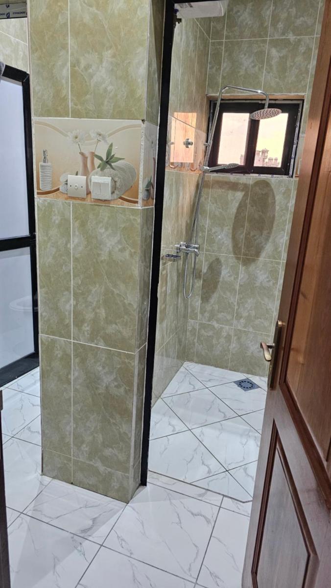 Image 2 of Maison Jaspe