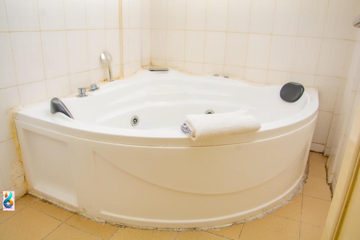 Image 5 of RESIDENCE HOTEL Moungali