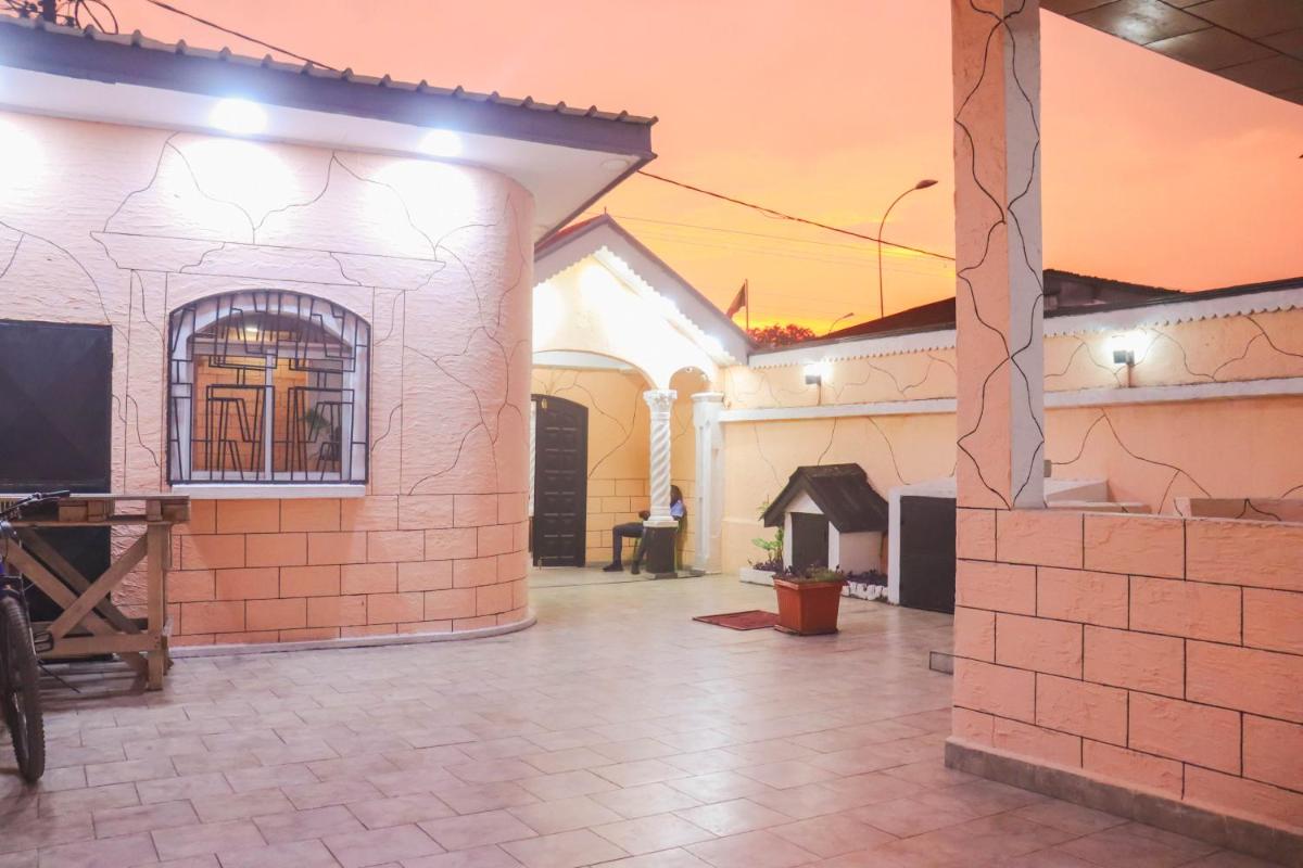 Image 2 of Royal Hôtel