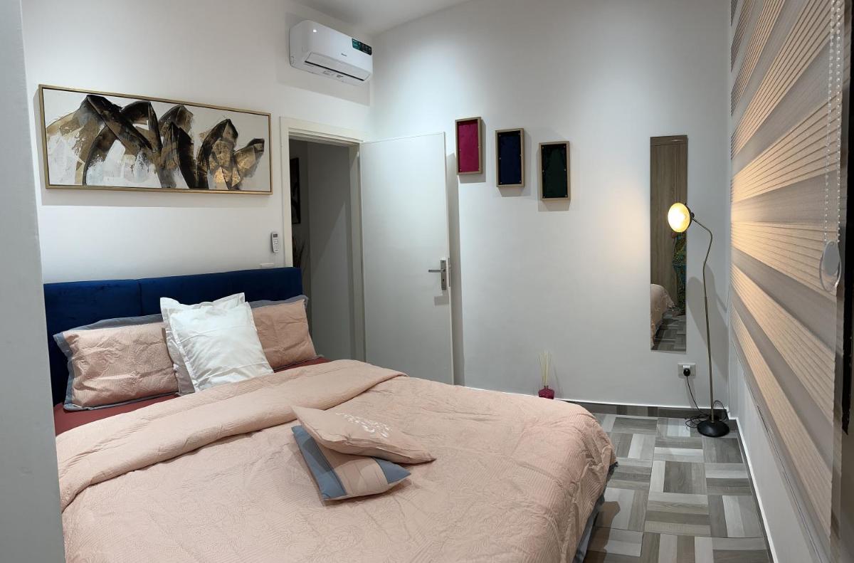 Image 1 of SYN – Corniche