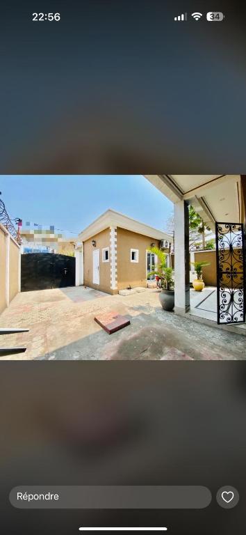 Image of maison avec bar privé à kintélé